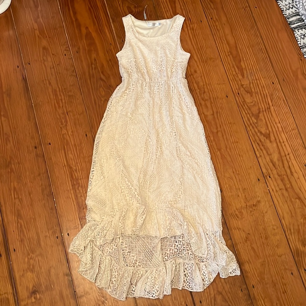 Solitaire Lace Dress